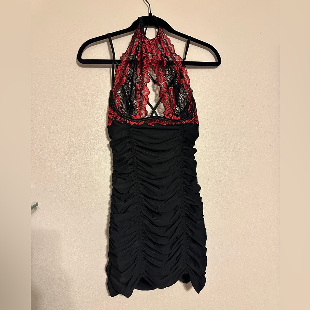 Amazing lingerie, never used in mint conditionion.